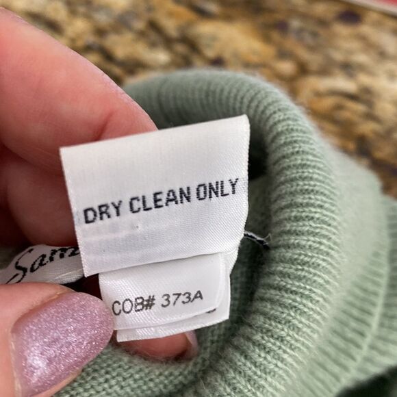 Samantha Taylor Light Green Turtleneck Pullover Sweater - Picture 6 of 8